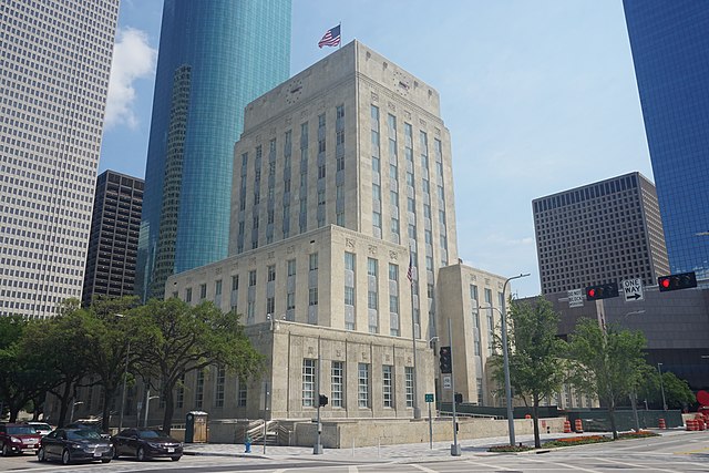 Houston_May_2022_15_(Houston_City_Hall)