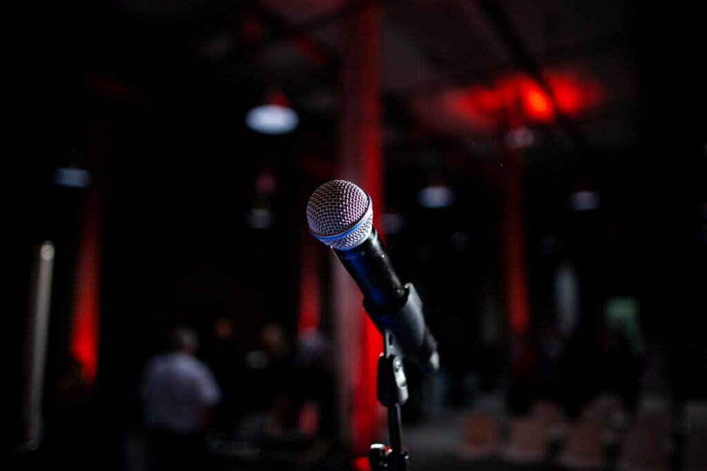 pexels-katriengrevendonck-2101488