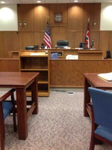 courtroom-144091_1280-compressed