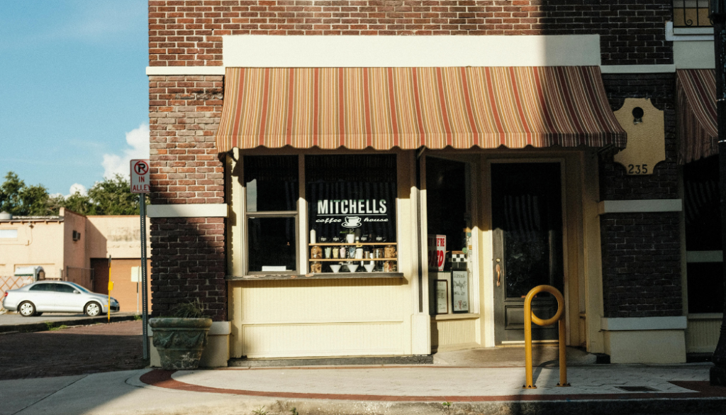 Spring Survival Guide Protecting Your Outdoor Shade from Unpredictable Weather