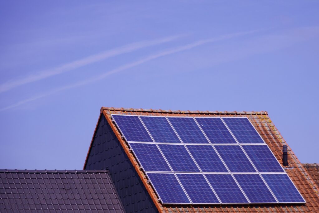 Why Solar Power Makes Perfect Sense for Homes of Every Size